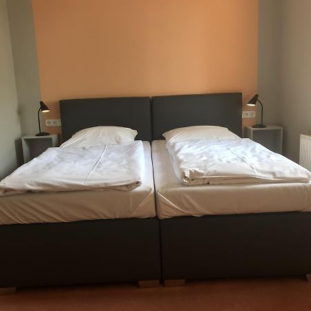 Hotel Kipphut Зарштедт Экстерьер фото