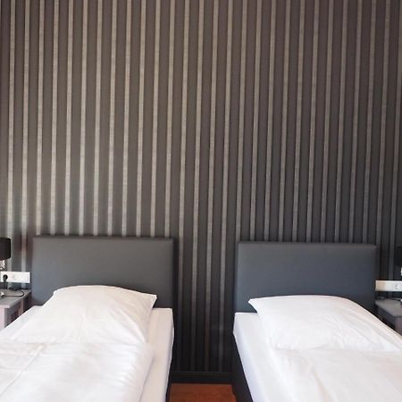 Hotel Kipphut Зарштедт Экстерьер фото
