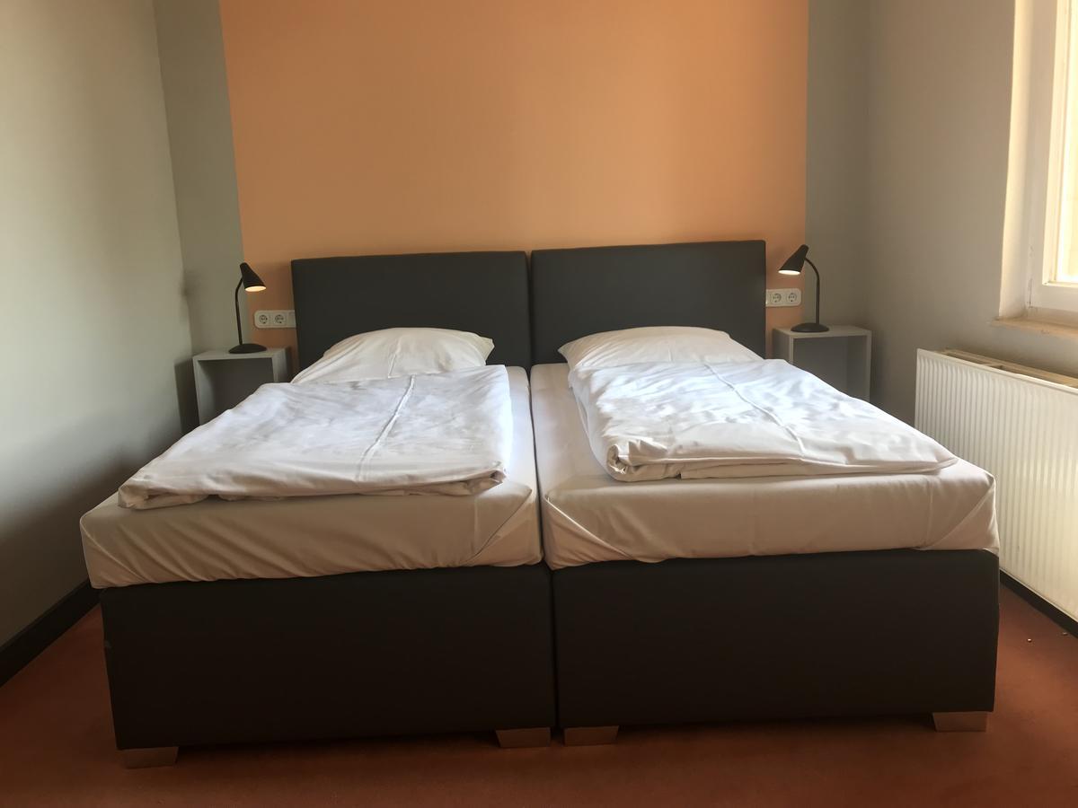 Hotel Kipphut Зарштедт Экстерьер фото